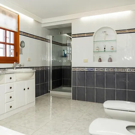 Majorera 13 Huespedes Y Piscina Privada
